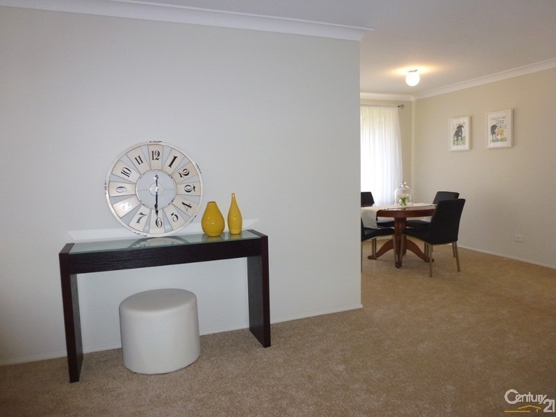 1 Cypress Close, Fletcher NSW 2287