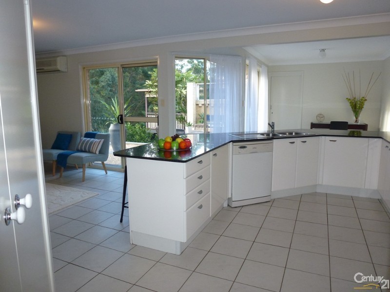 1 Cypress Close, Fletcher NSW 2287