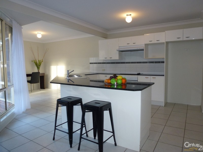 1 Cypress Close, Fletcher NSW 2287