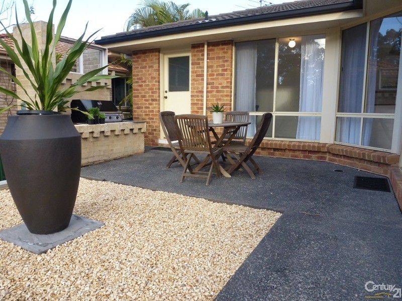 1 Cypress Close, Fletcher NSW 2287