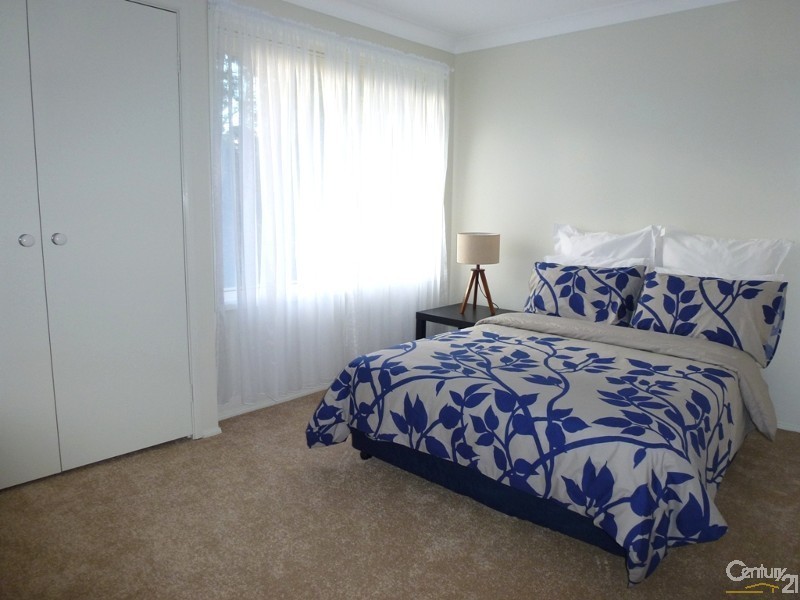 1 Cypress Close, Fletcher NSW 2287
