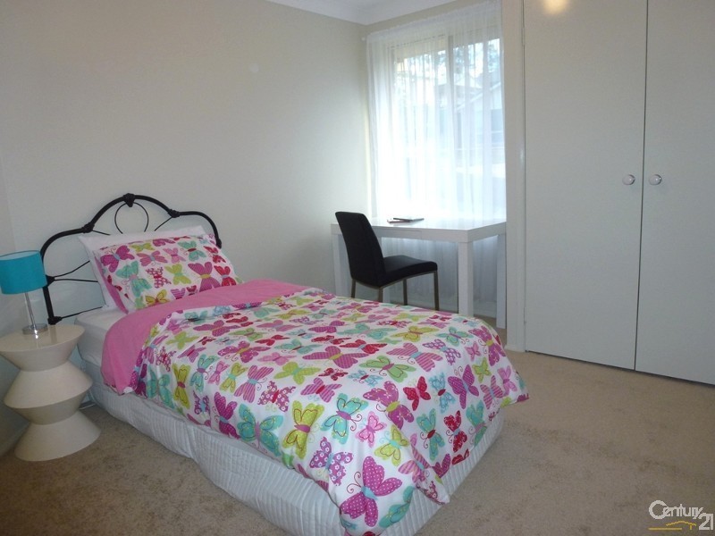 1 Cypress Close, Fletcher NSW 2287