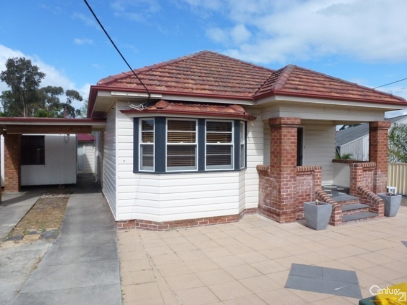7 Mawson Street, Shortland NSW 2307
