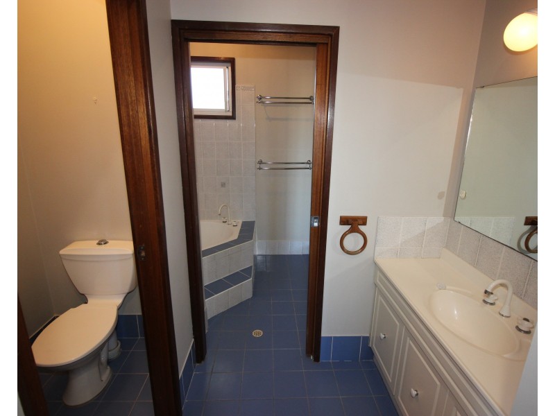 2b Gordonia Close, Edgeworth NSW 2285