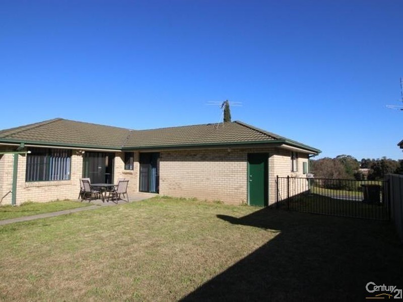 176 Regiment Road, Rutherford NSW 2320