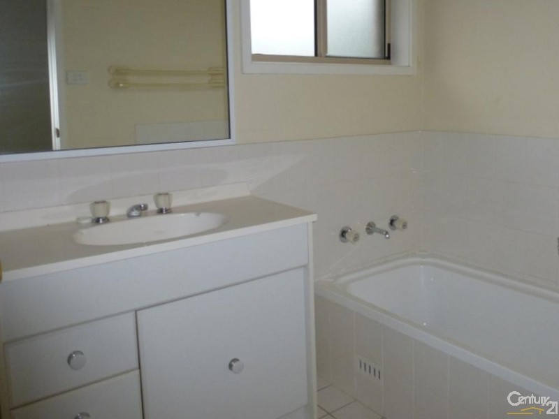 4/18 Fletcher Street, Wallsend NSW 2287