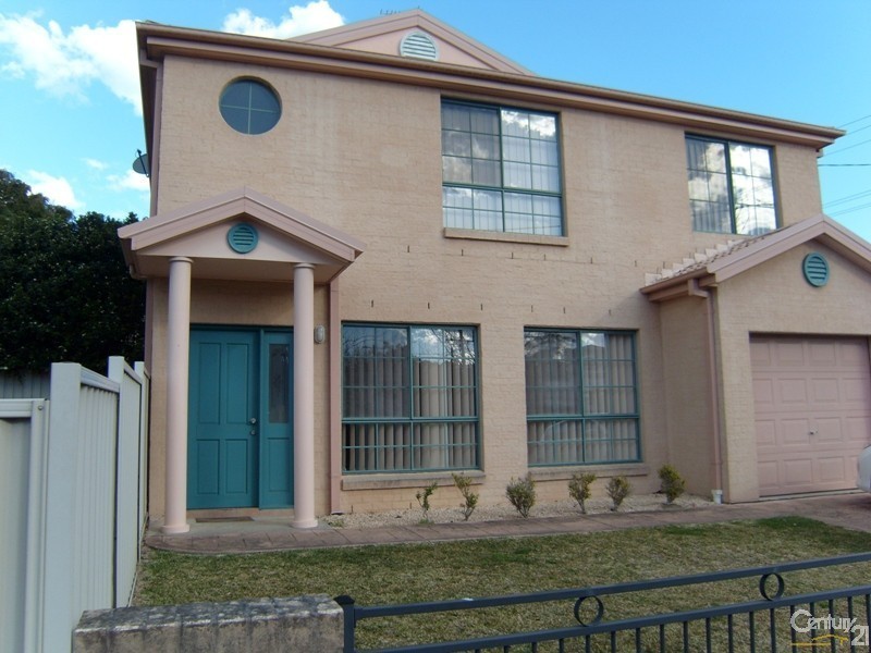 74 Selwyn Street, Merewether NSW 2291