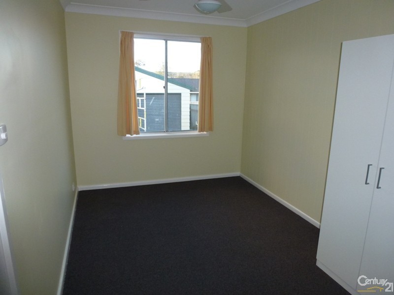 23 George Booth Drive, Edgeworth NSW 2285