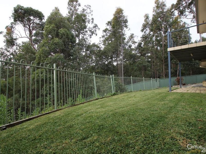 39 Araminta Chase, Cameron Park NSW 2285