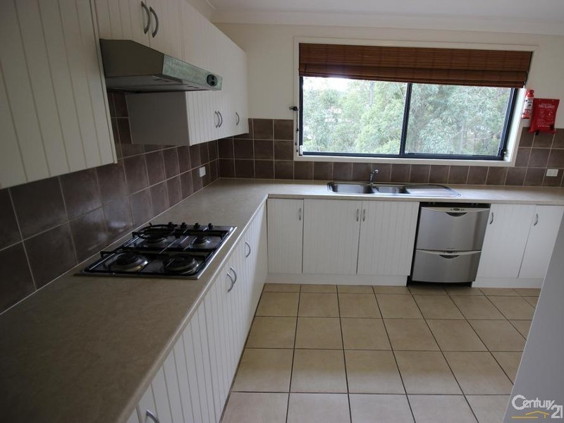 39 Araminta Chase, Cameron Park NSW 2285