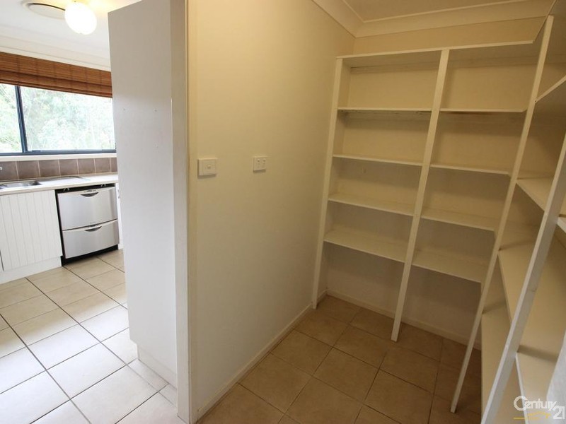 39 Araminta Chase, Cameron Park NSW 2285