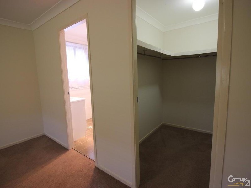 39 Araminta Chase, Cameron Park NSW 2285