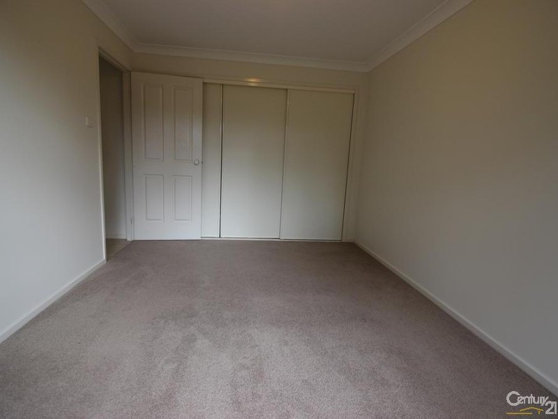 39 Araminta Chase, Cameron Park NSW 2285