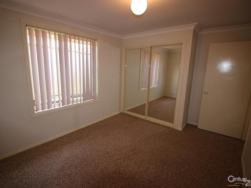 2/8 Grove Place, Cameron Park NSW 2285
