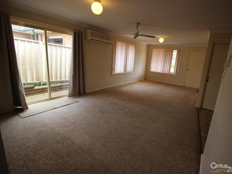 2/8 Grove Place, Cameron Park NSW 2285