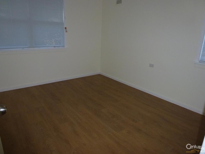 13 Bean Street, Gateshead NSW 2290