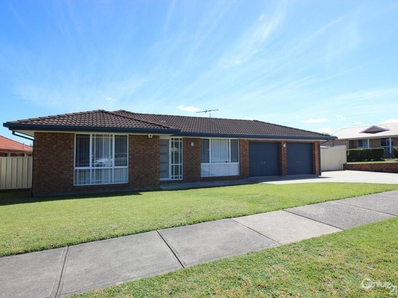 1 Peacock Court, Cameron Park NSW 2285