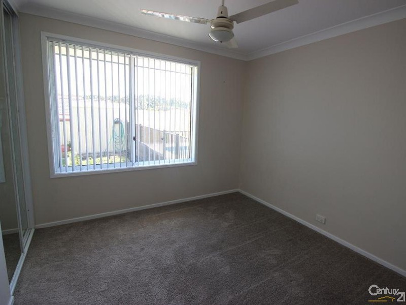 1 Peacock Court, Cameron Park NSW 2285