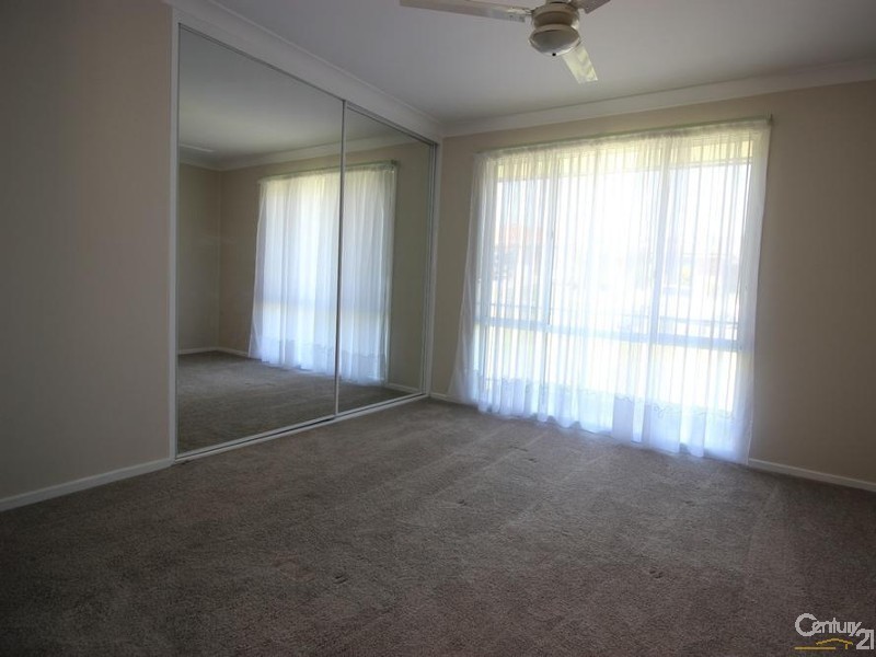 1 Peacock Court, Cameron Park NSW 2285