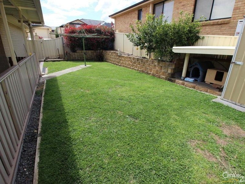 18 Toucan Close, Cameron Park NSW 2285