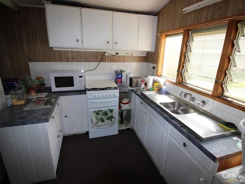 8a Renfrew Crescent, Edgeworth NSW 2285