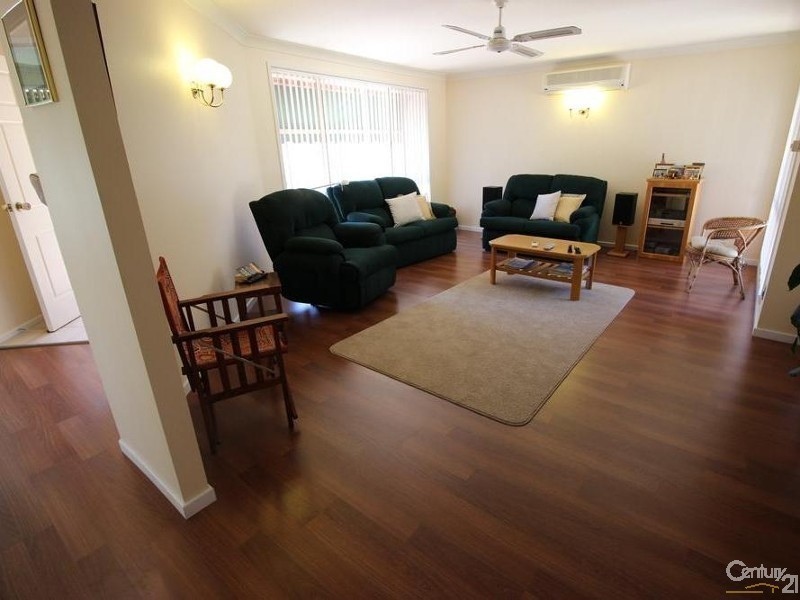 7 Alana Close, Cameron Park NSW 2285