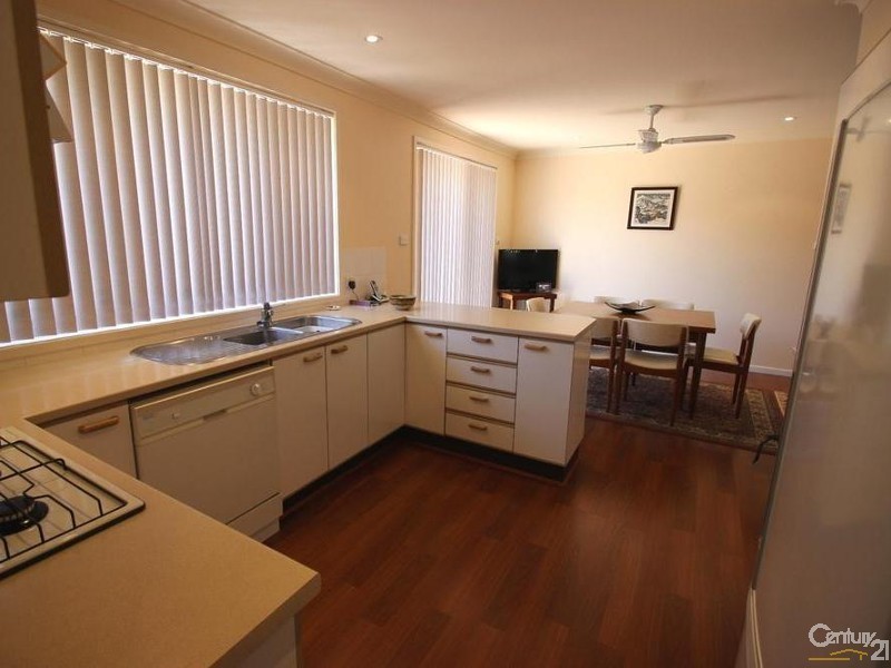 7 Alana Close, Cameron Park NSW 2285