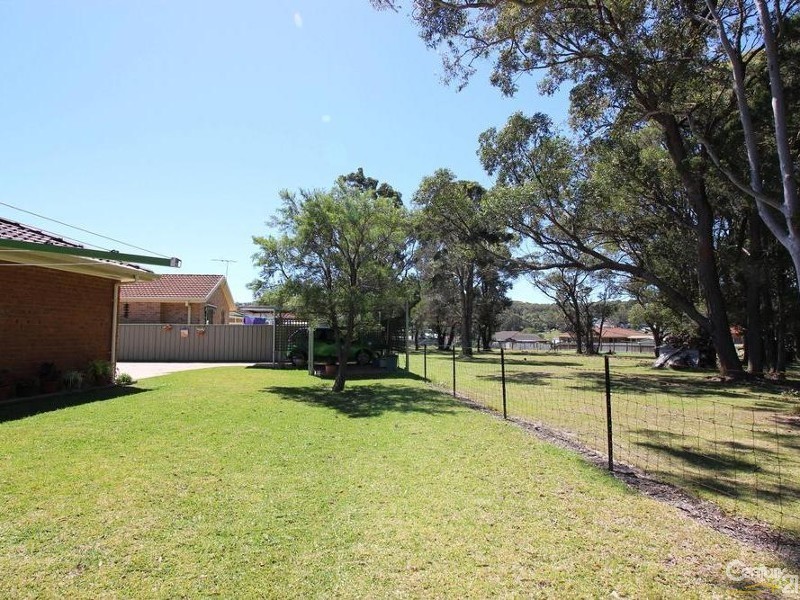 7 Alana Close, Cameron Park NSW 2285