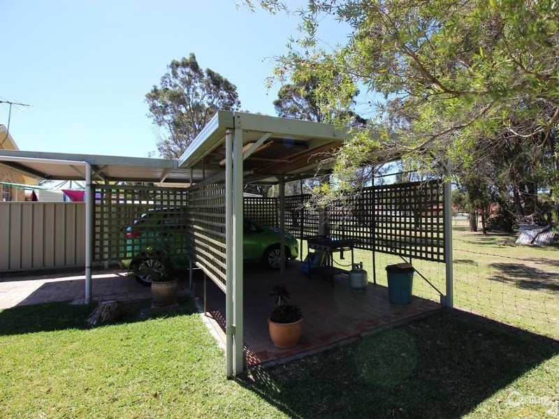 7 Alana Close, Cameron Park NSW 2285