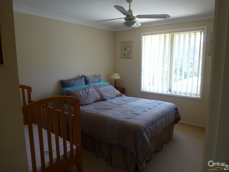 31 Scobie Street, Fletcher NSW 2287