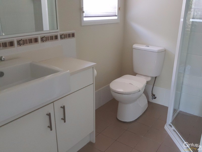 24 Billabong Drive, Cameron Park NSW 2285