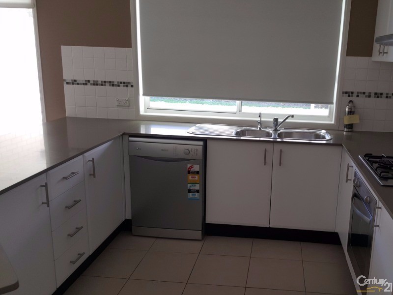 24 Billabong Drive, Cameron Park NSW 2285