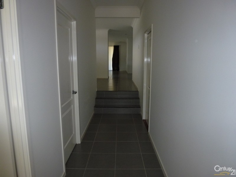 11  Nithsdle Street, Cameron Park NSW 2285