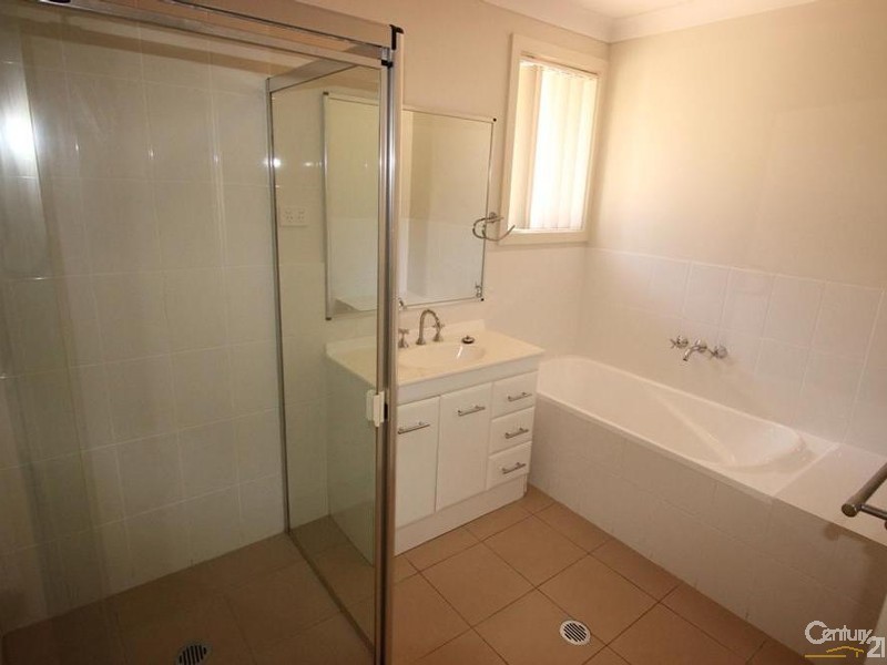 26 Northridge Drive, Cameron Park NSW 2285