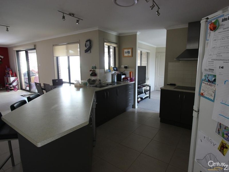 7 Horizon Avenue, Cameron Park NSW 2285