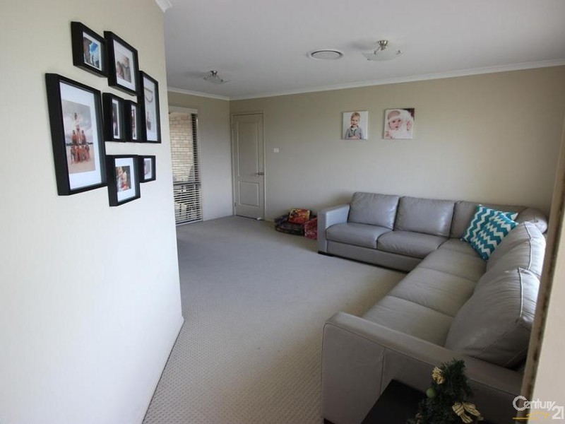 7 Horizon Avenue, Cameron Park NSW 2285