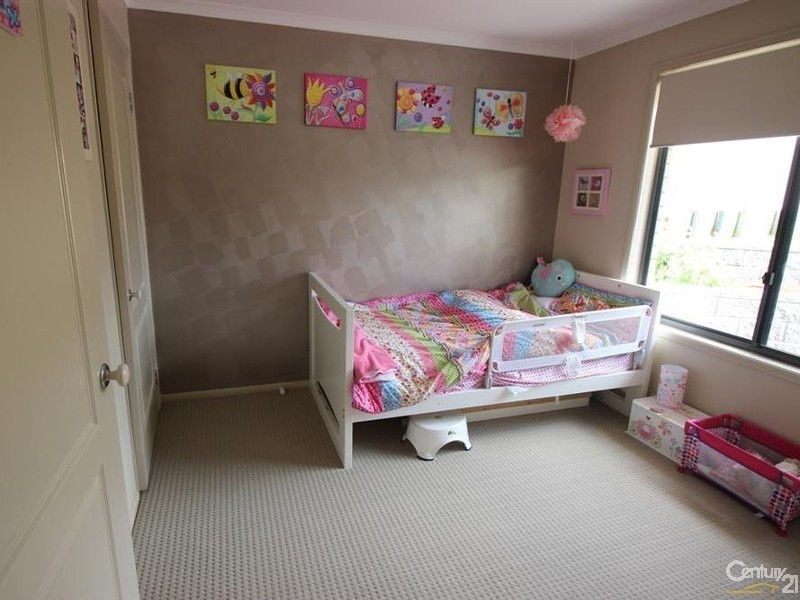 7 Horizon Avenue, Cameron Park NSW 2285