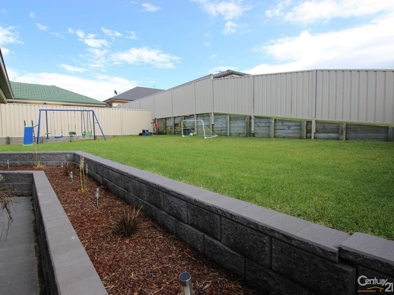 7 Horizon Avenue, Cameron Park NSW 2285