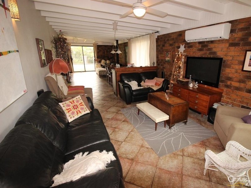 7 Bilba Crescent, Maryland NSW 2287