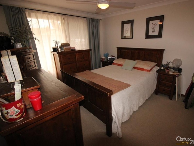 7 Bilba Crescent, Maryland NSW 2287