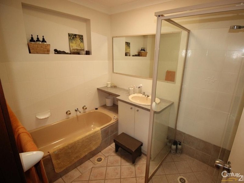 7 Bilba Crescent, Maryland NSW 2287