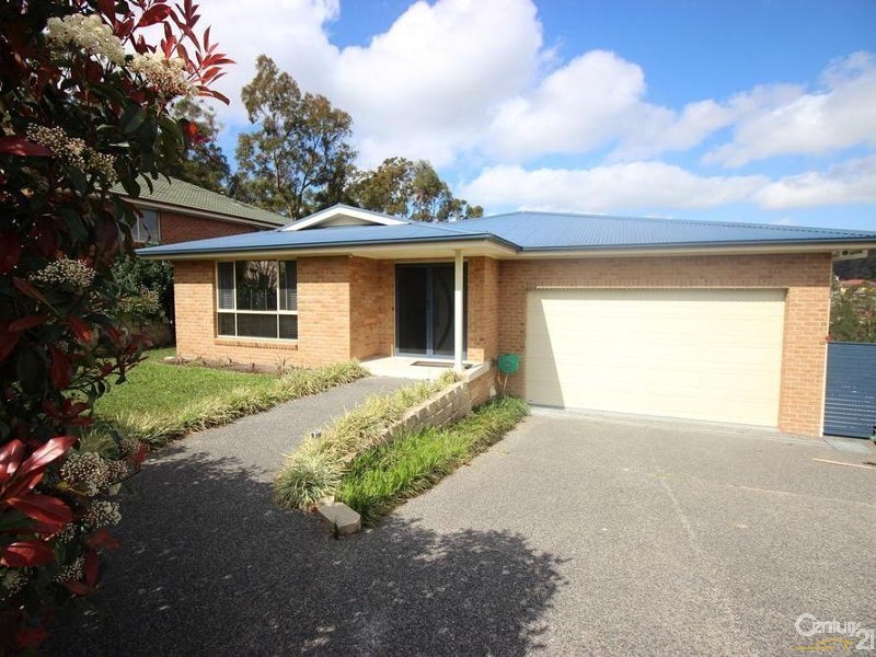 8 Nancy Close, Cameron Park NSW 2285