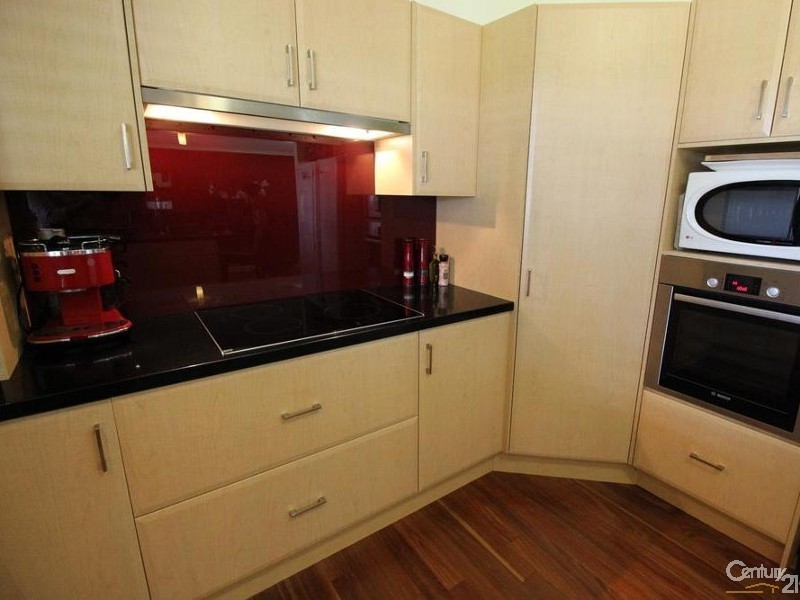 5 Currawong Close, Weston NSW 2326