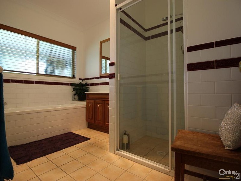 5 Currawong Close, Weston NSW 2326