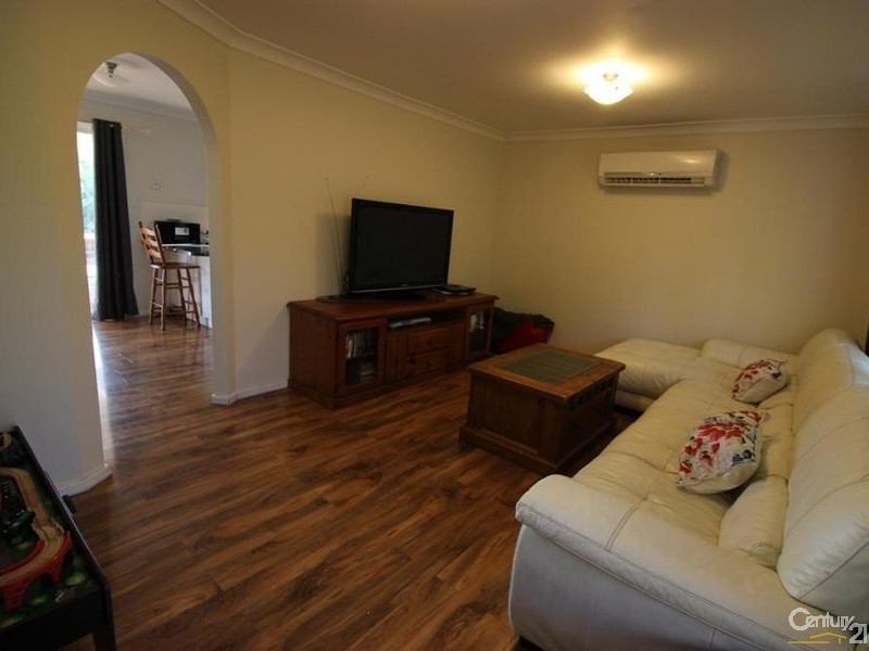 16 Salix Drive, Edgeworth NSW 2285