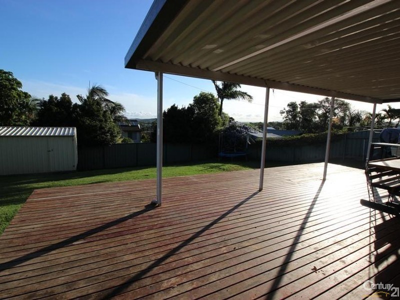 16 Salix Drive, Edgeworth NSW 2285