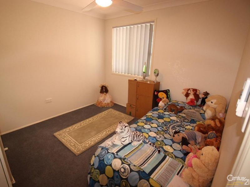 10 Foveaux Street, Cameron Park NSW 2285