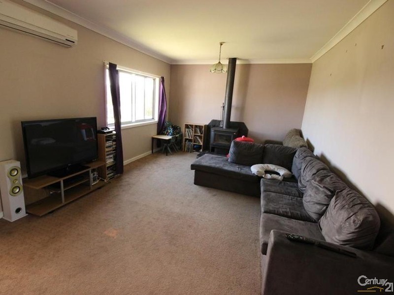 41 Earl Street, Holmesville NSW 2286