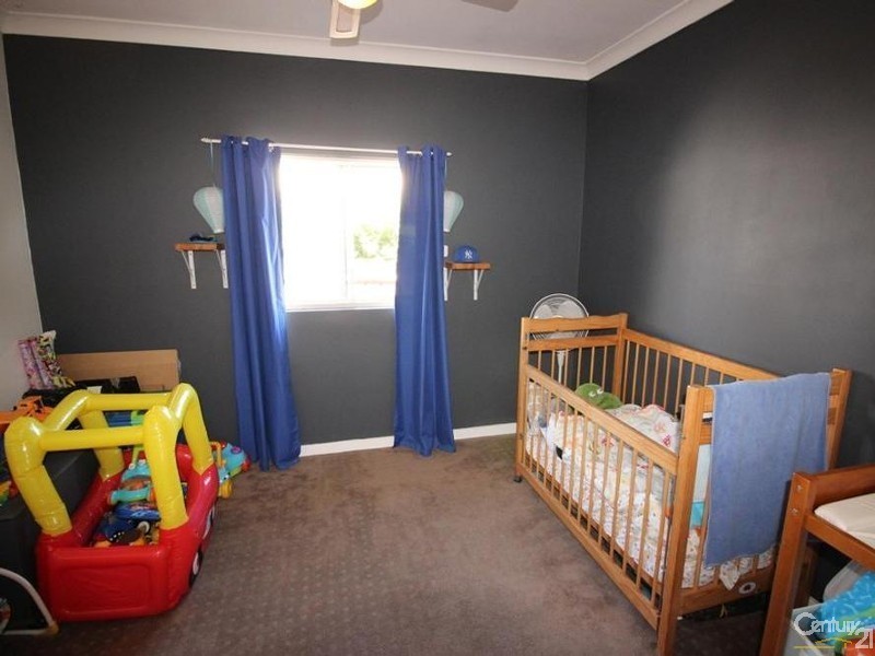 41 Earl Street, Holmesville NSW 2286