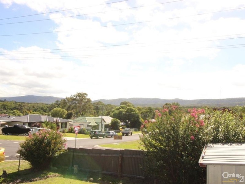 41 Earl Street, Holmesville NSW 2286